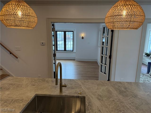 1610 Marlowe Avenue, Lakewood, OH 44107