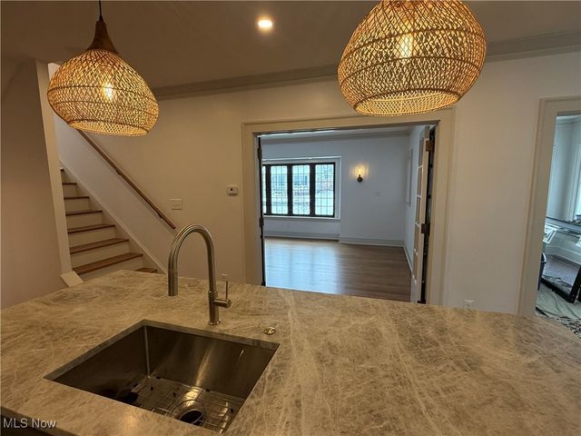 1610 Marlowe Avenue, Lakewood, OH 44107