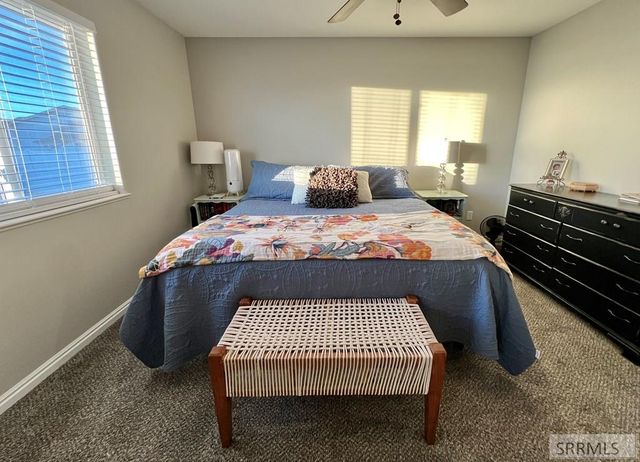 978 Edinburg Circle, Ammon, ID 83406