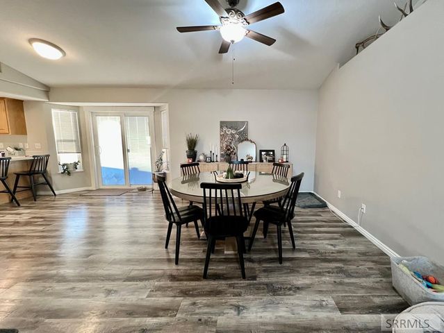 978 Edinburg Circle, Ammon, ID 83406