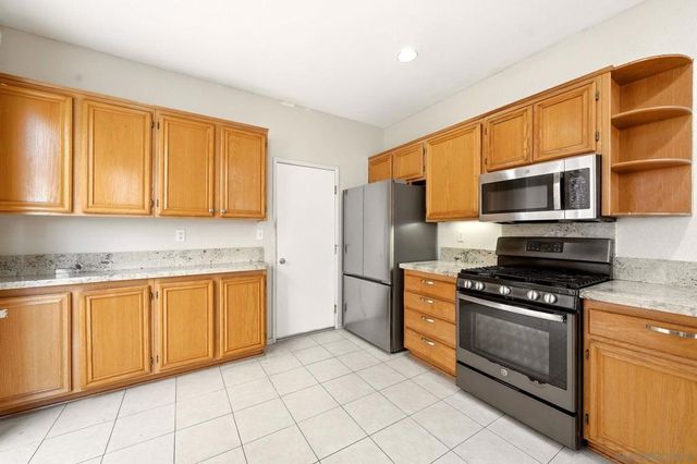 11155 Caminito Arcada, San Diego, CA 92131