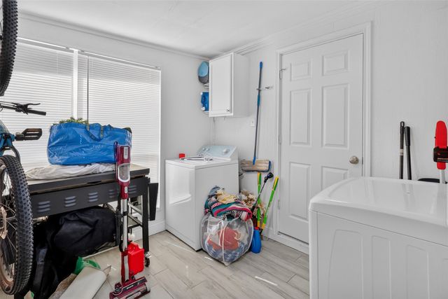 3821 Winfield Avenue, Fort Worth, TX 76109