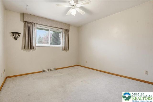 5271 Camp Meeting Road, Upper Saucon Twp, PA 18034