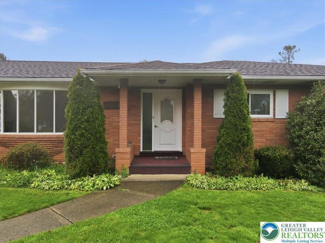 5271 Camp Meeting Road, Upper Saucon Twp, PA 18034