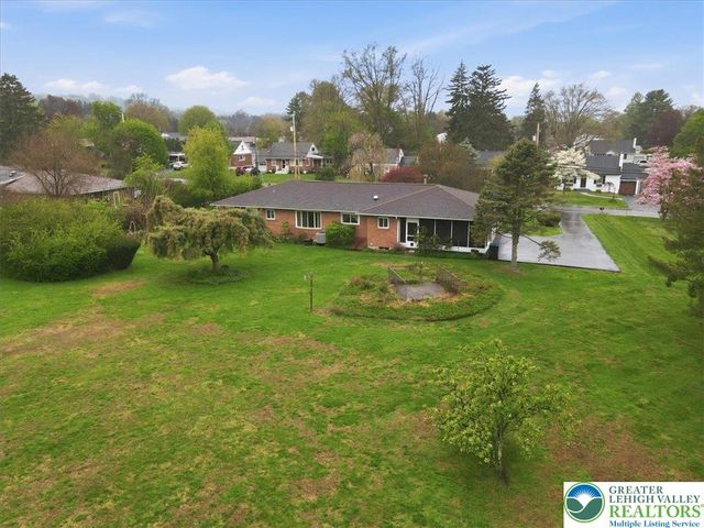 5271 Camp Meeting Road, Upper Saucon Twp, PA 18034