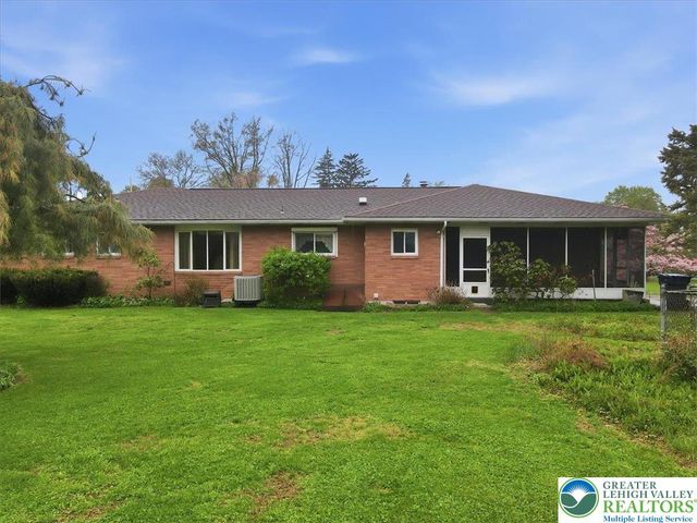 5271 Camp Meeting Road, Upper Saucon Twp, PA 18034