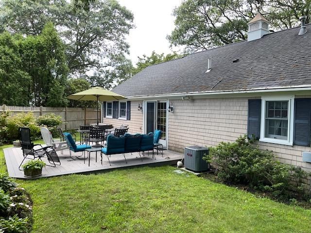 140 Sixth Avenue, West Hyannisport, MA 02672
