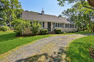 140 Sixth Avenue, West Hyannisport, MA 02672