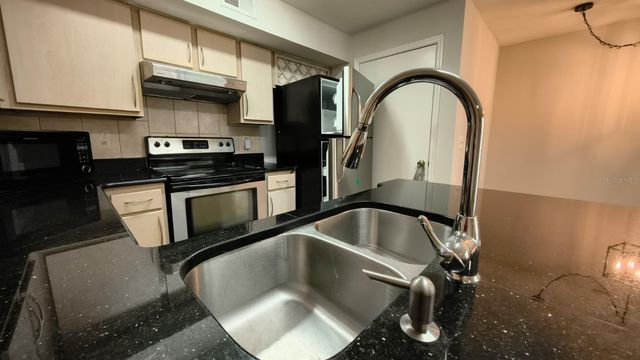 7340 WESTPOINTE BOULEVARD 326, Orlando, FL 32835