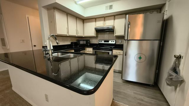 7340 WESTPOINTE BOULEVARD 326, Orlando, FL 32835