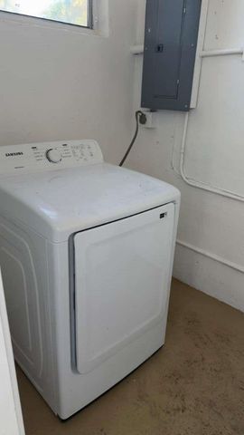 6817 SW 10th Street, Pembroke Pines, FL 33023