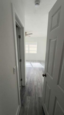 6817 SW 10th Street, Pembroke Pines, FL 33023