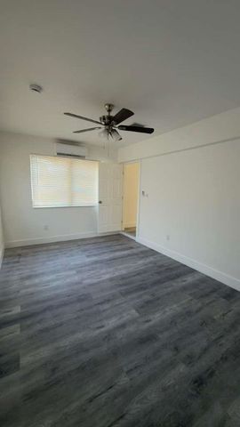 6817 SW 10th Street, Pembroke Pines, FL 33023