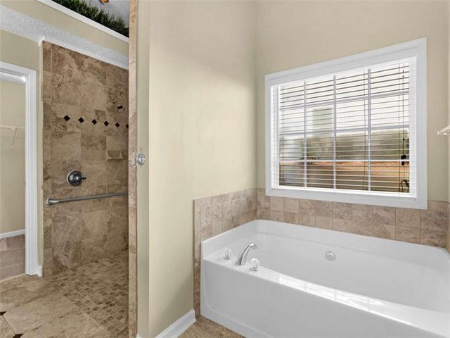 1014 Harbor View Lane, Mcdonough, GA 30252