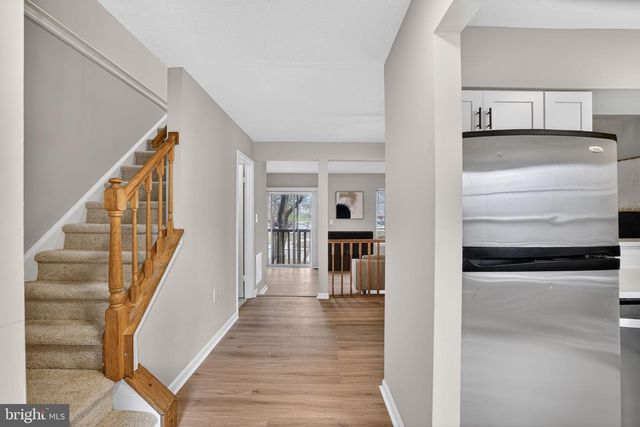 5 CRYSTAL ROCK CT, Germantown, MD 20874