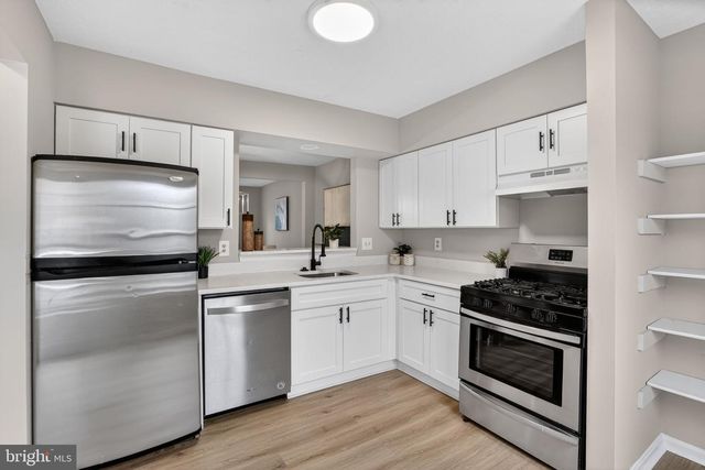 5 CRYSTAL ROCK CT, Germantown, MD 20874