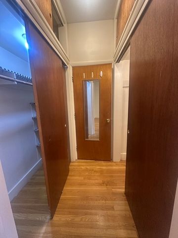 1242 Commonwealth Ave 42, Boston, MA 02134