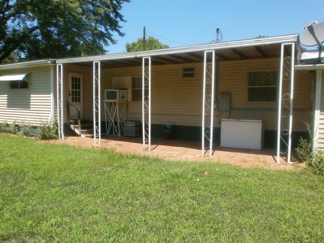 532 Laurel St, Minneapolis, KS 67467