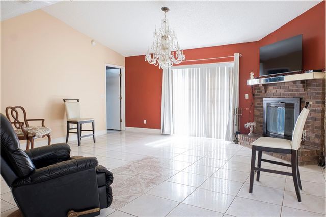 602 OAK MANOR CIRCLE, Orlando, FL 32825