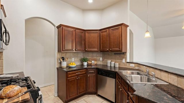17720 Spacious Sky Court, Edmond, OK 73012