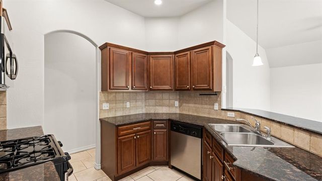 17720 Spacious Sky Court, Edmond, OK 73012