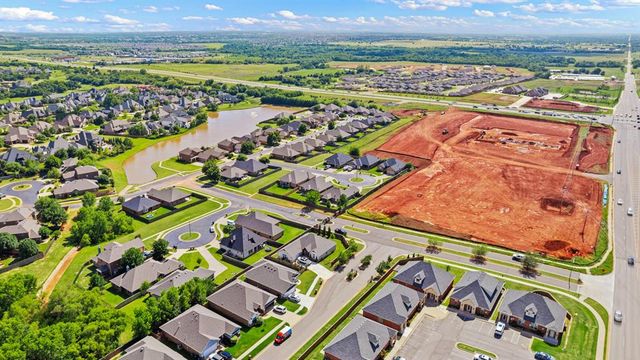 17720 Spacious Sky Court, Edmond, OK 73012