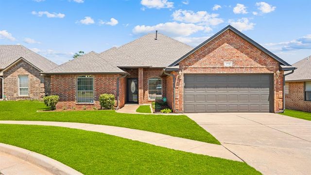17720 Spacious Sky Court, Edmond, OK 73012