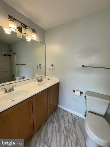 327 S ADAMS ST, West Chester, PA 19382