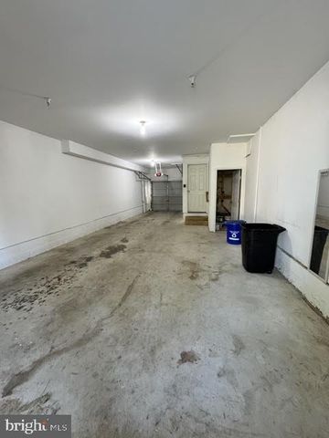 327 S ADAMS ST, West Chester, PA 19382