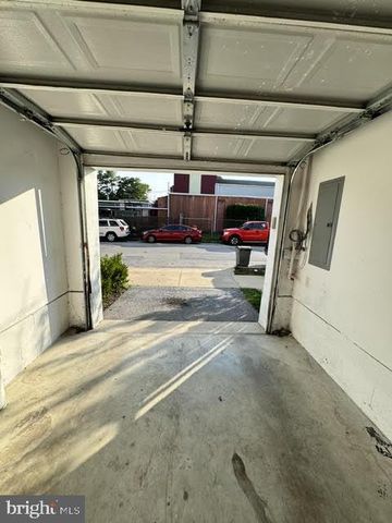 327 S ADAMS ST, West Chester, PA 19382