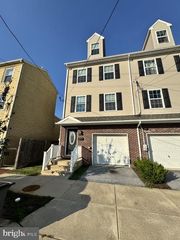327 S ADAMS ST, West Chester, PA 19382