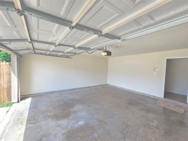 7821 Red Spring Road, Dallas, TX 75241