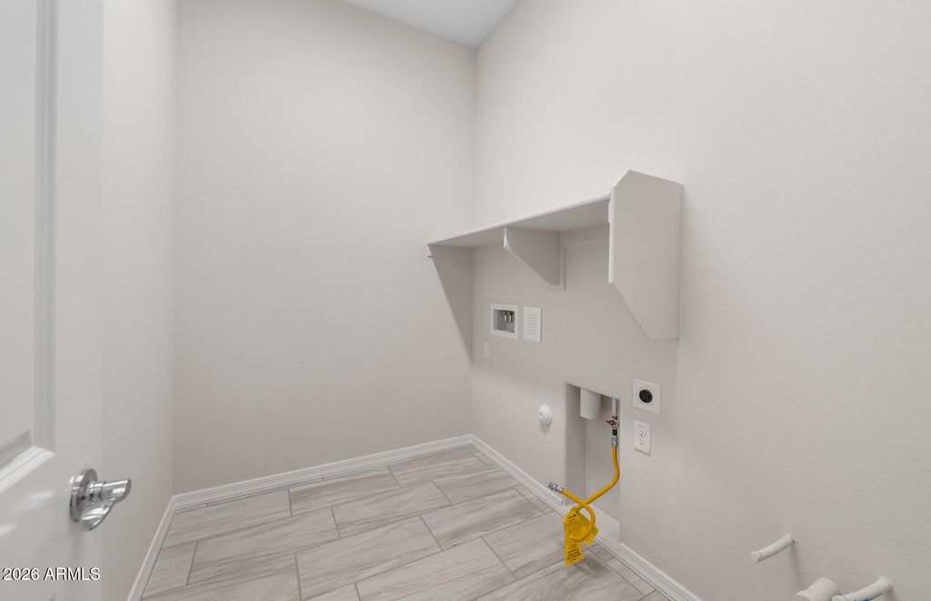 Image 13 of property listing at 24884 N 170TH Drive, Surprise, AZ 85387