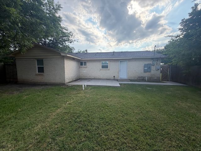 4232 Scottsdale Drive, Mesquite, TX 75150