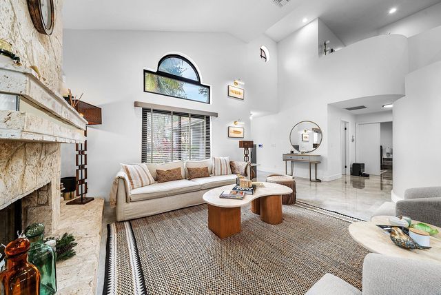 20797 Cabrillo Way, Boca Raton, FL 33428