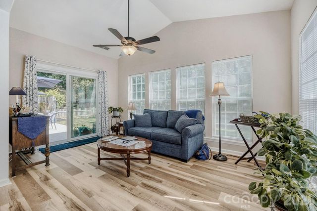 11718 Planters Estates Drive, Charlotte, NC 28278