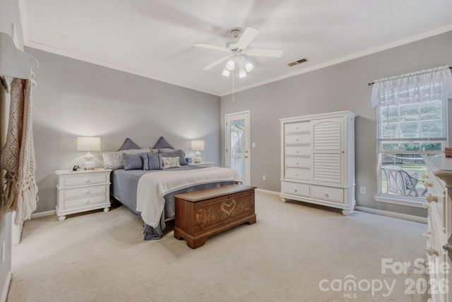11718 Planters Estates Drive, Charlotte, NC 28278