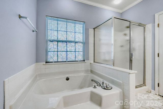 11718 Planters Estates Drive, Charlotte, NC 28278