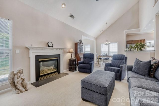 11718 Planters Estates Drive, Charlotte, NC 28278