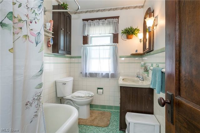 9817 Robinson Avenue, Garfield Heights, OH 44125