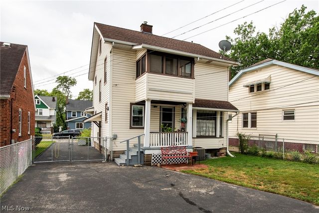 9817 Robinson Avenue, Garfield Heights, OH 44125
