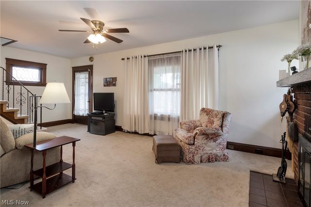 9817 Robinson Avenue, Garfield Heights, OH 44125