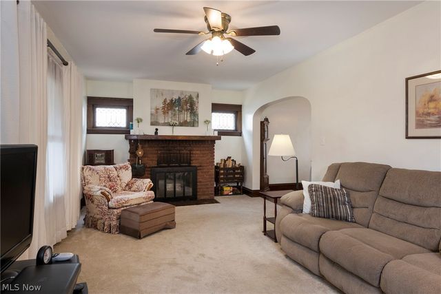 9817 Robinson Avenue, Garfield Heights, OH 44125