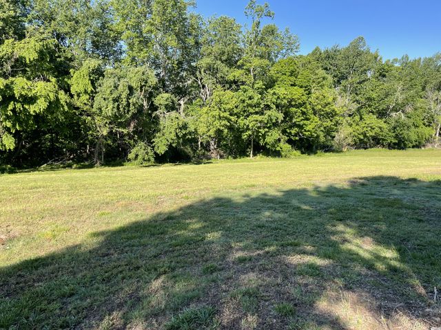 137 Bethany Rd, Red Boiling Springs, TN 37150