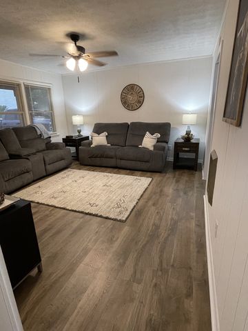 137 Bethany Rd, Red Boiling Springs, TN 37150