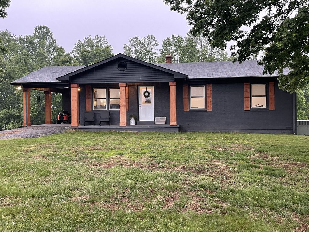 137 Bethany Rd, Red Boiling Springs, TN 37150