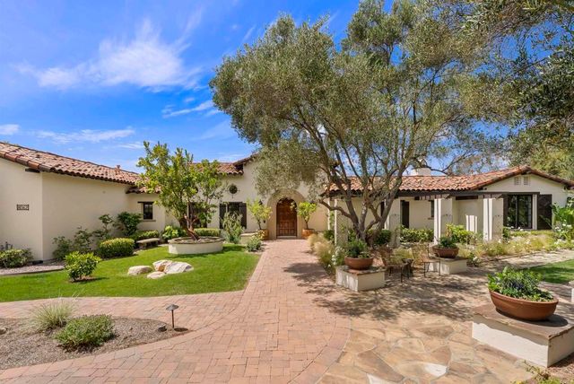 8062 Entrada De Luz E, San Diego, CA 92127