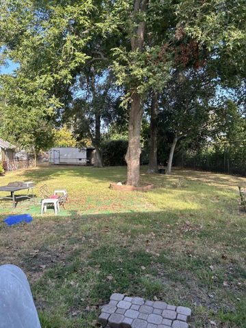 6022 Yale Street, Houston, TX 77076