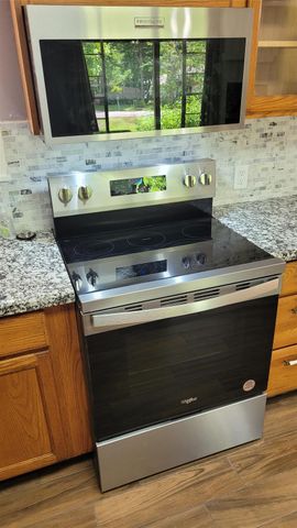 110 Sunset Boulevard, Conroe, TX 77303