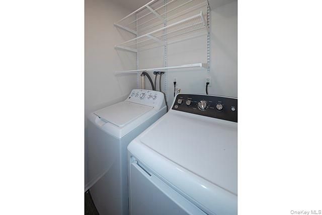 7 Neal 7, Setauket, NY 11733